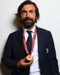 意甲-国米补时绝杀罗马,时隔五年重登榜首引热议