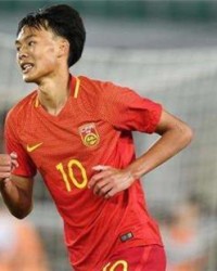  科隆青年队小将连跳三级入选国家队  