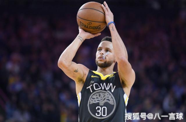 2, 库里单场命中14记三分刷新联盟纪录  